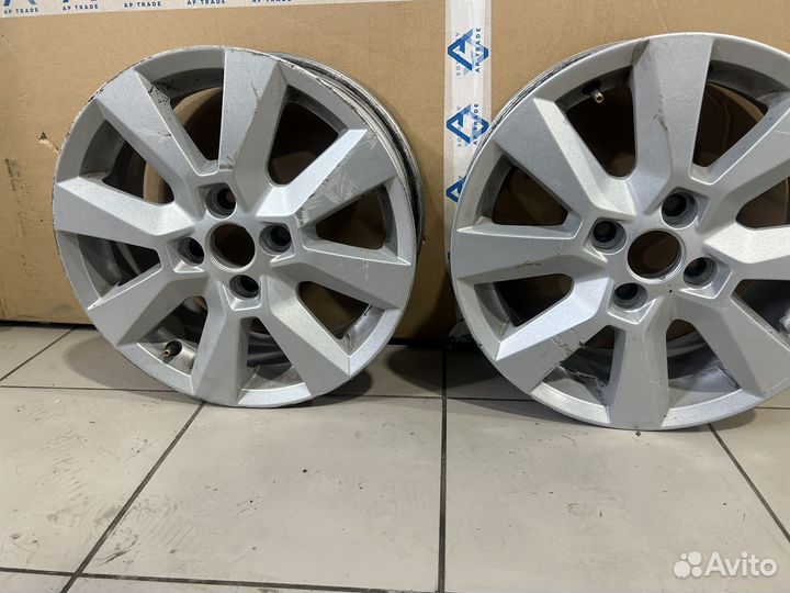 Литые диски р15 4х100 2шт