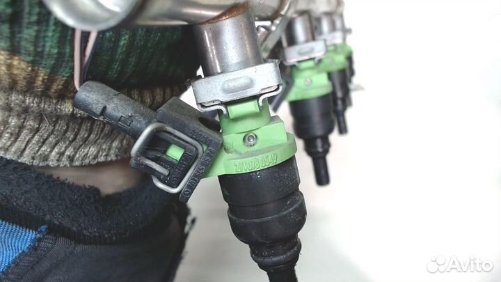 Форсунка топливная Mercedes C W203, 2003