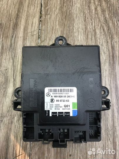 Блок управления дверьми задний левый Mercedes