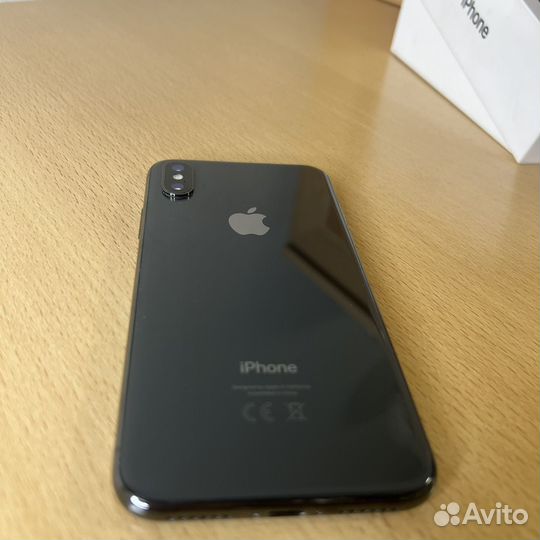 iPhone X, 64 ГБ