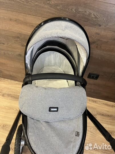Коляска в отличном состоянии