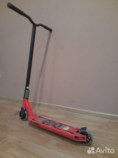 Продам трюковой самокат