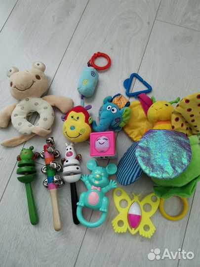 Игрушки погремушки пакетом