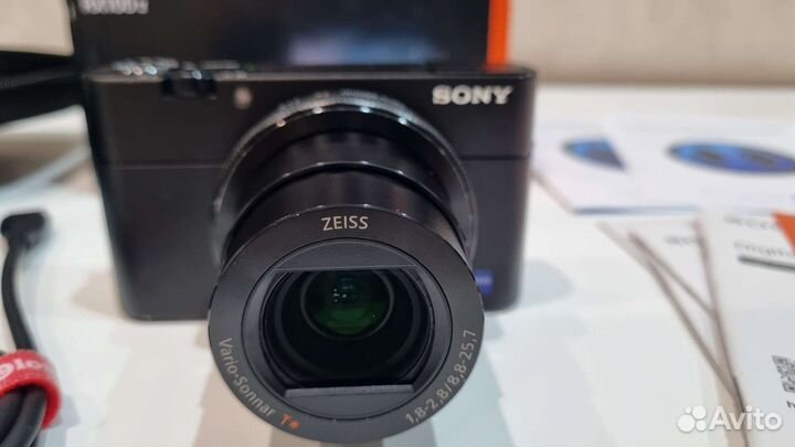Sony Cyber-shotDSC-RX100M5
