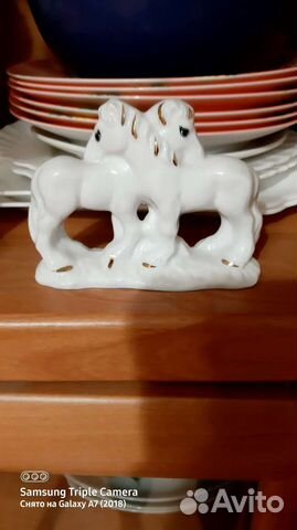 Керамическая статуэтка