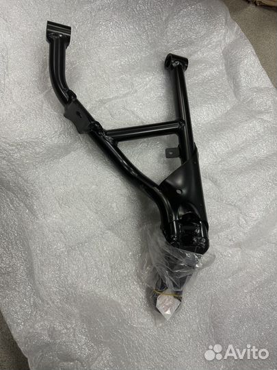 Рычаг передний верхний левый BRP Can-Am G2 19+