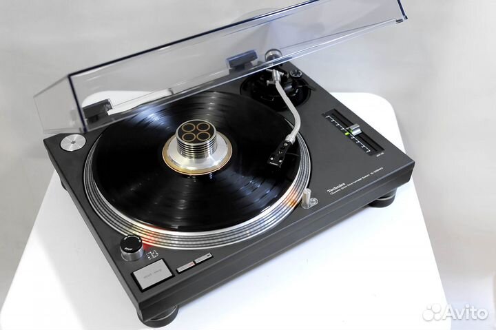 Проигрыватель Винила Technics SL-1200Mk3, 1989г