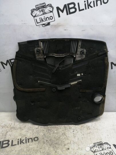 Декоративная крышка двигателя Mercedes Ml W164