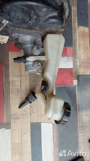 Главный тормозной цилиндр Ford Mondeo 4