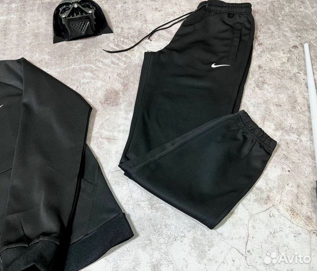 Спортивные костюмы Nike