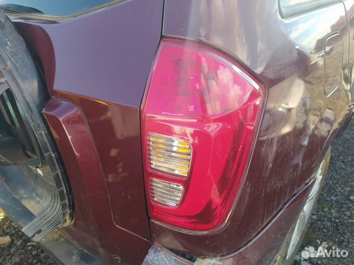 Chery Tiggo 3 крыло заднее