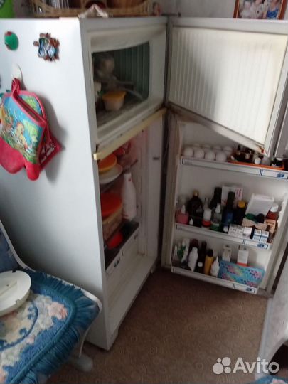 Холодильник б/у