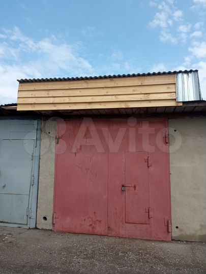 Гараж, > 30 м²