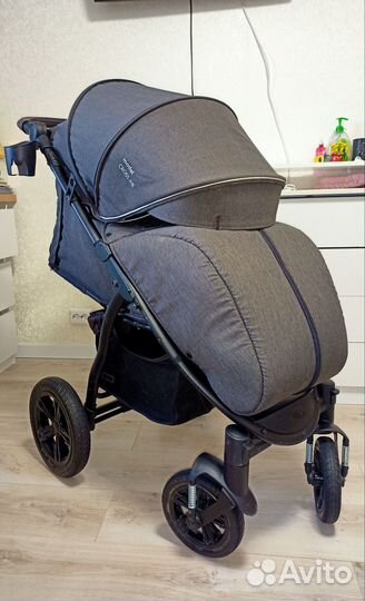 Прогулочная коляска bubago cross air
