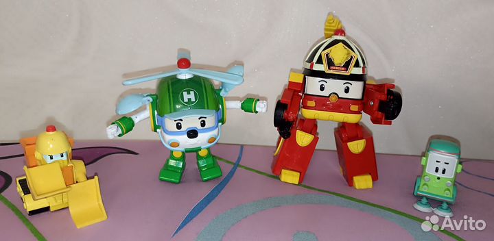 Роботы трансформеры Робокар Поли и команда