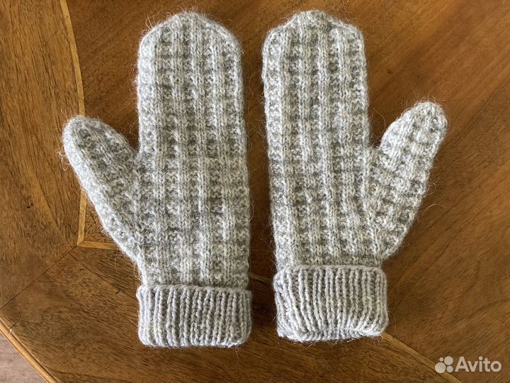 Варежки шерстяные