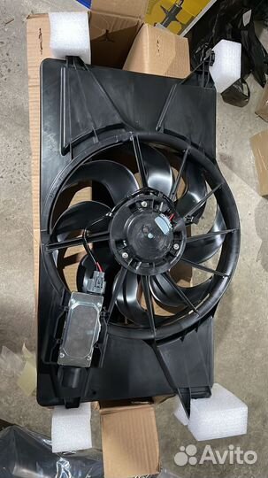 Диффузор в сборе Форд Фокус 3