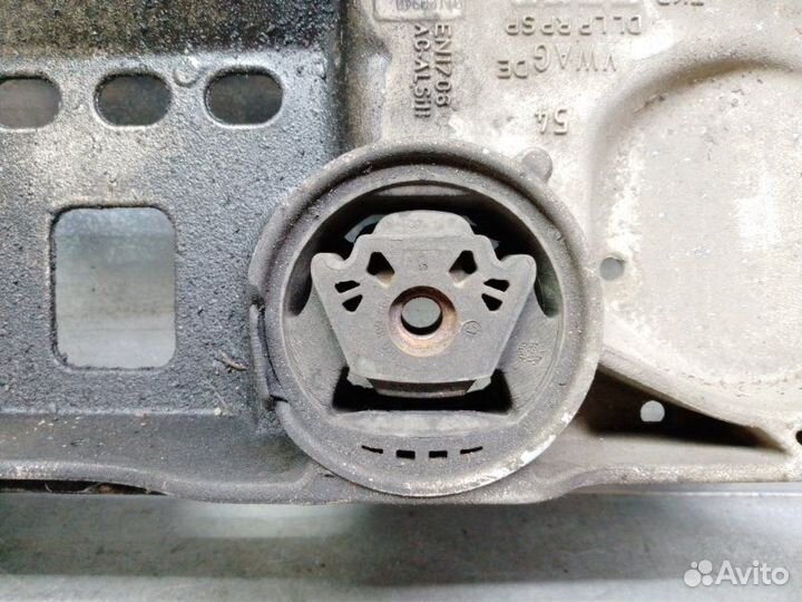 Балка передняя подрамник Volkswagen Passat B6