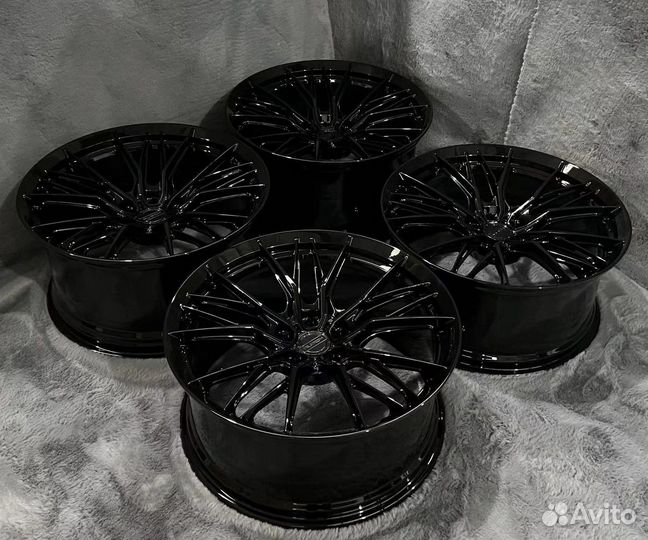 Оригинал. Кованые диски Rusch R21 BMW M5 F90 M8