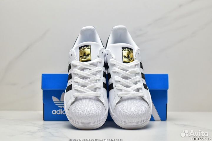 Кроссовки Adidas originals Superstar Р37,5