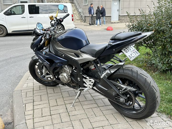 Мотоцикл BMW S1000R