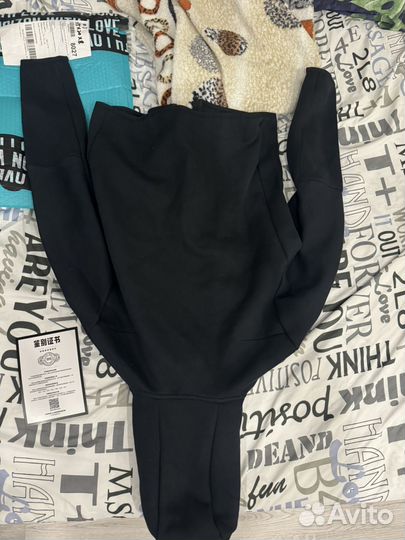 Nike tech fleece black