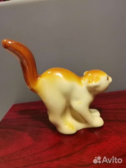 Кот кошка коллекционная СССР фарфор статуэтка