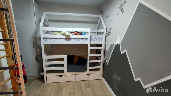 Двухъярусная кровать Домик