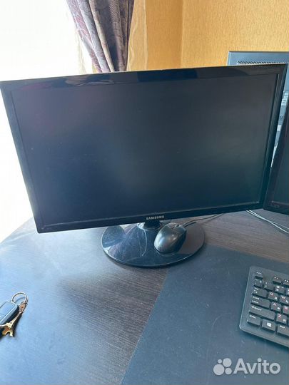 Монитор samsung