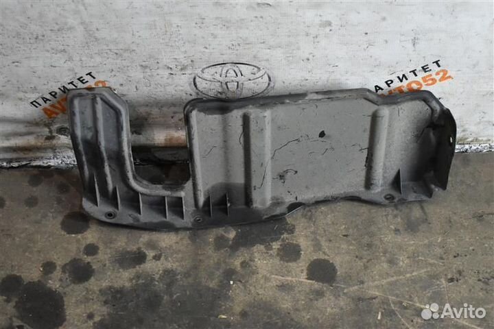 Пыльник двигателя левый Kia Sportage 2 поколение