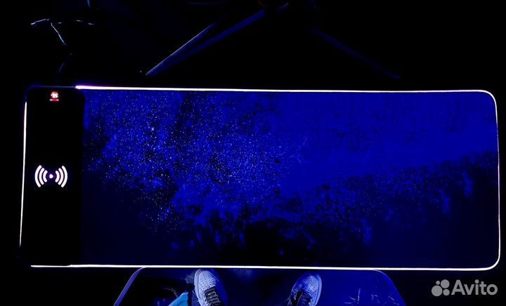 Большой коврик для мыши с зарядкой и подсветкой