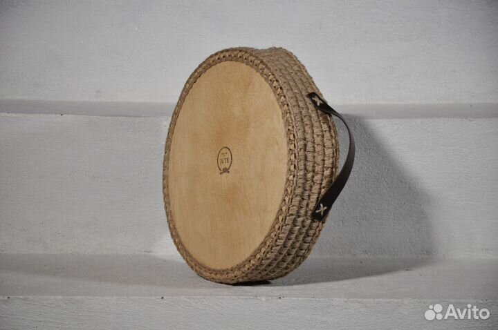 Джутовый поднос для сервировки с кожаными ручками