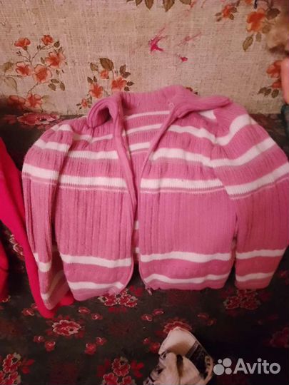 Вещи на девочку примерно 6-8 лет