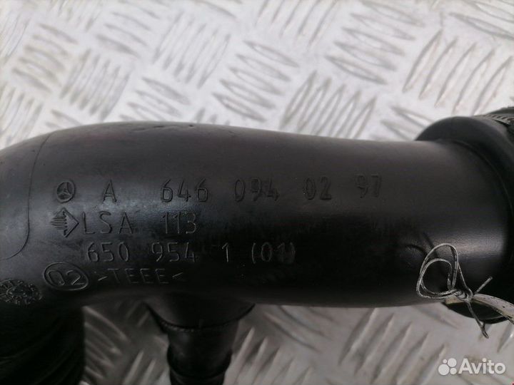 Патрубок воздушного фильтра Mercedes-Benz