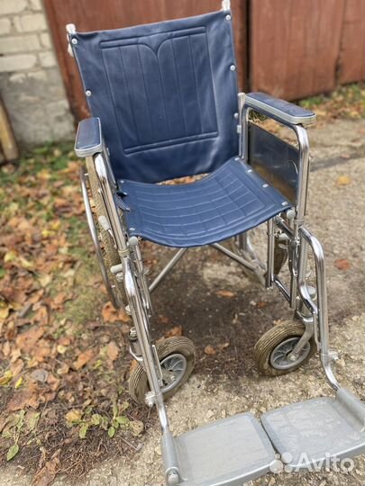 Инвалидная коляска складная бу