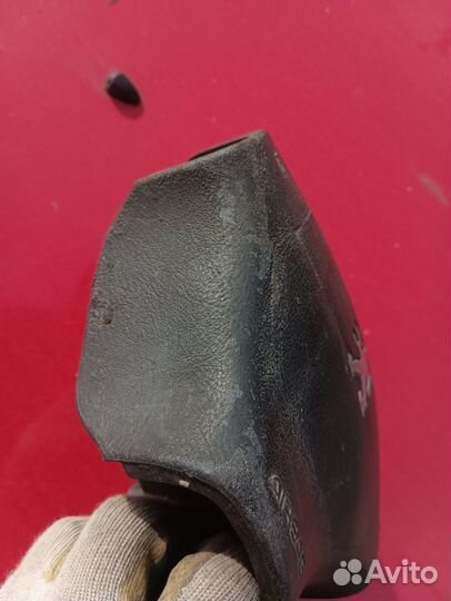 Подушка безопасности в руль Peugeot 206