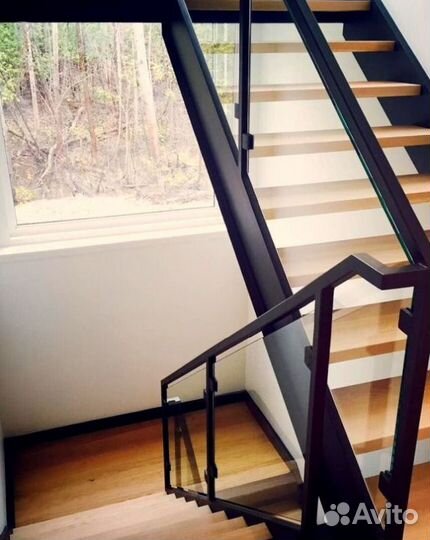 Лестницы с поворотом под ключ