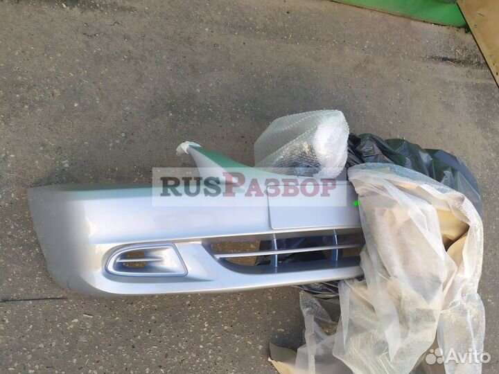 Бампер на Hyundai accent серебро