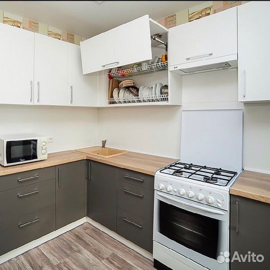 Кухни на заказ. Под ключ. Гapaнития oт 2 дo 10 лeт