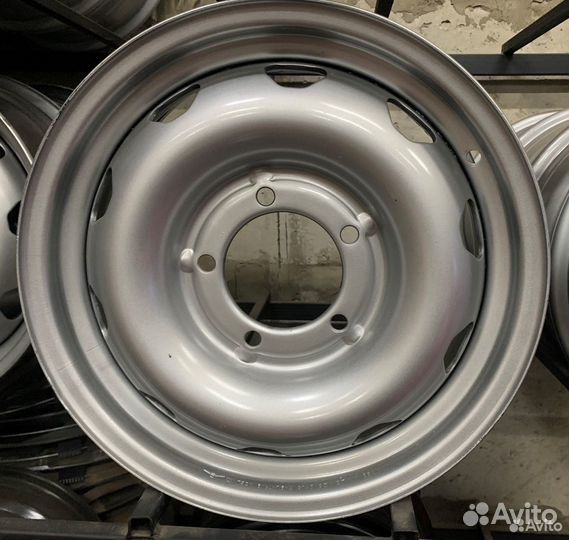 Диски штампованные r16 УАЗ Патриот черный