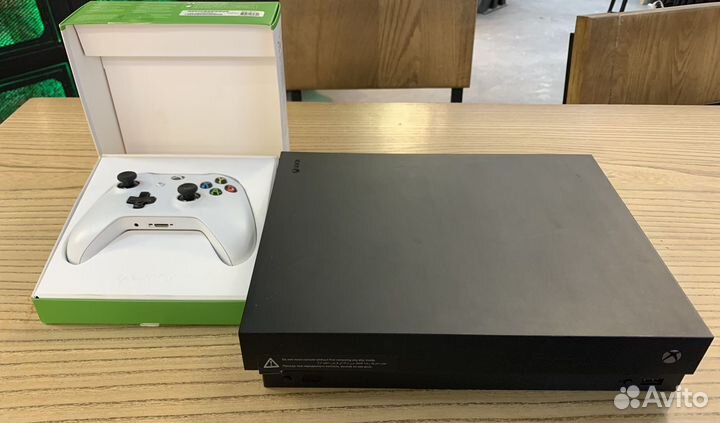 Xbox One x 1tb