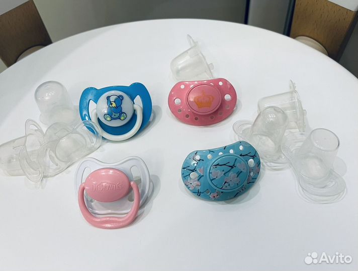 Держатель для пустышки