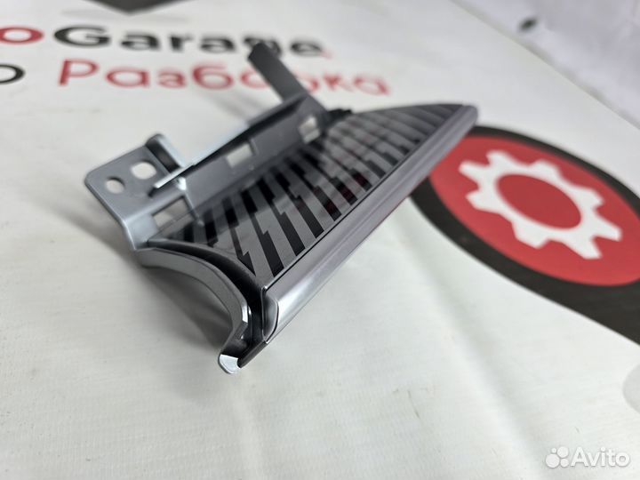 Накладка декоративная торпедо левая Jaecoo J7 жека