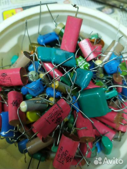 Конденсатор плёночный 1мкф, 2,2мкф