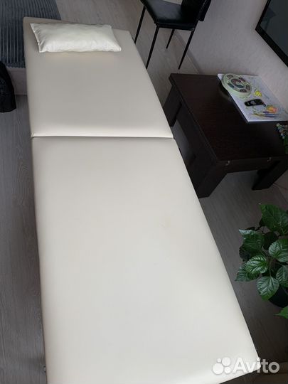 Кушетка косметологическая