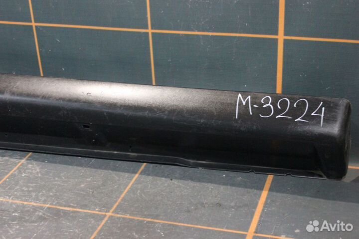 Накладка порога правая - Mitsubishi Outlander 3