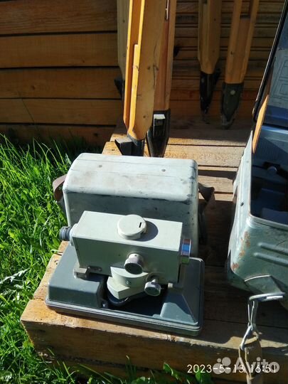 Теодолиты СССР, треноги, рейки