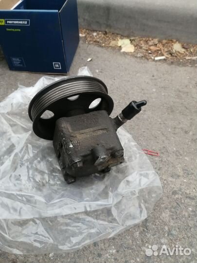 Насос гур nissan primera p12