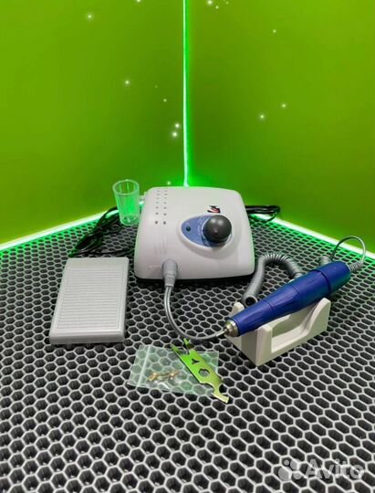 Аппарат для маникюра strong 210