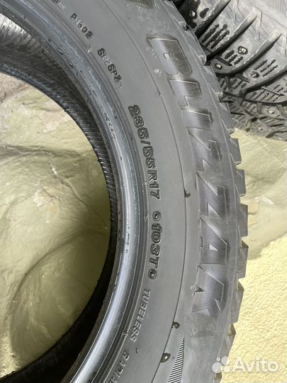 Bridgestone Blizzak Spike-02 SUV 235/65 R17